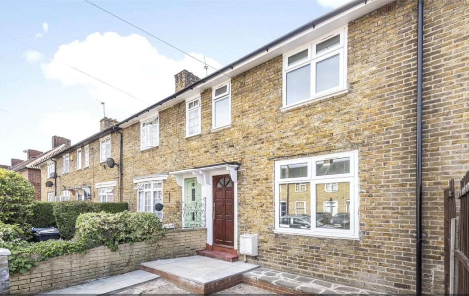 Fantastic 3-Bedroom House In London Morden  Exterior photo